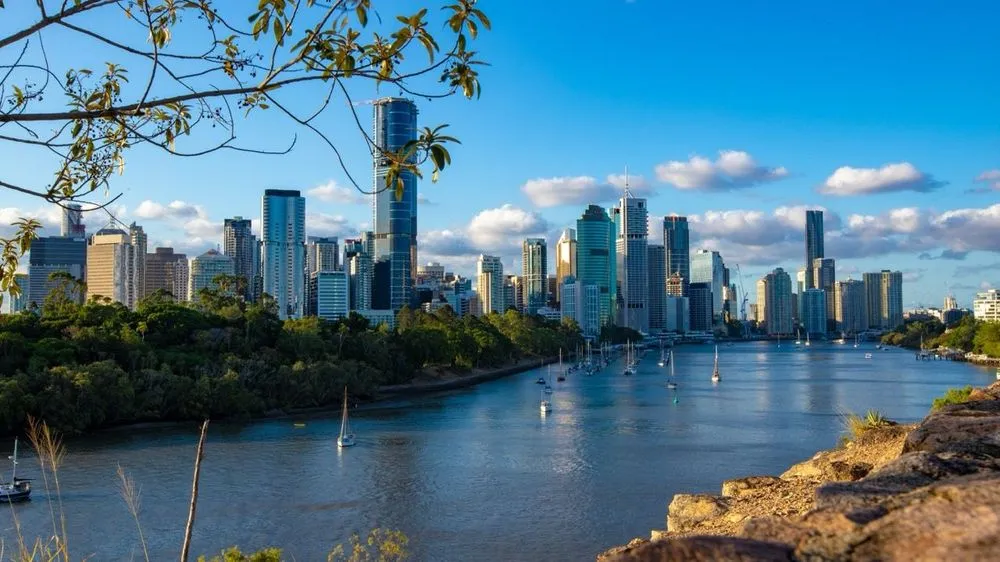 Brisbane from €539 Multi-city: China Eastern Flights from Stockholm, returns to London