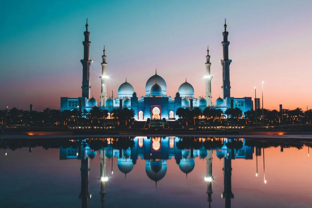 Abu Dhabi, UAE from €141 Roundtrip: Nonstop Wizz Air Flights from Katowice