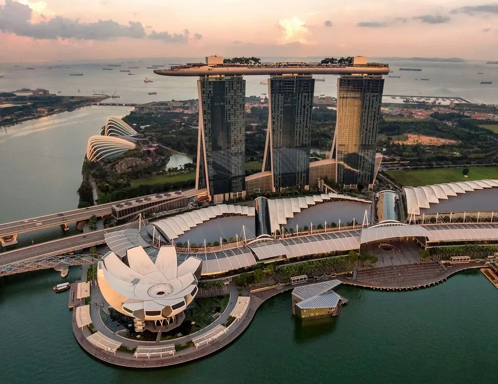 Singapore from €332 Roundtrip: China Eastern Open-Jaw Flights (Stockholm → Singapore, Vienna → Stockholm)