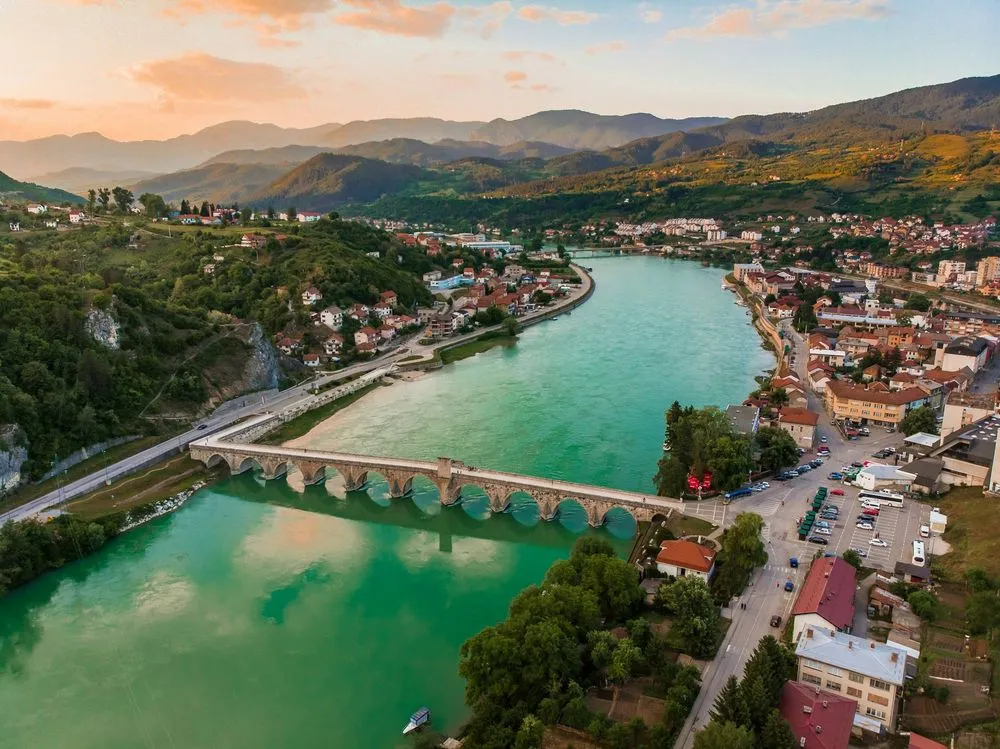 Sarajevo from €54 Roundtrip: Ryanair Nonstop Flights from Paris Beauvais