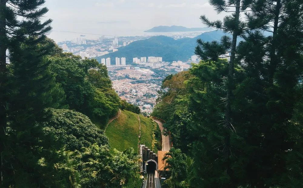 Malaysia from £325 Roundtrip: China Southern Flights from London to Penang