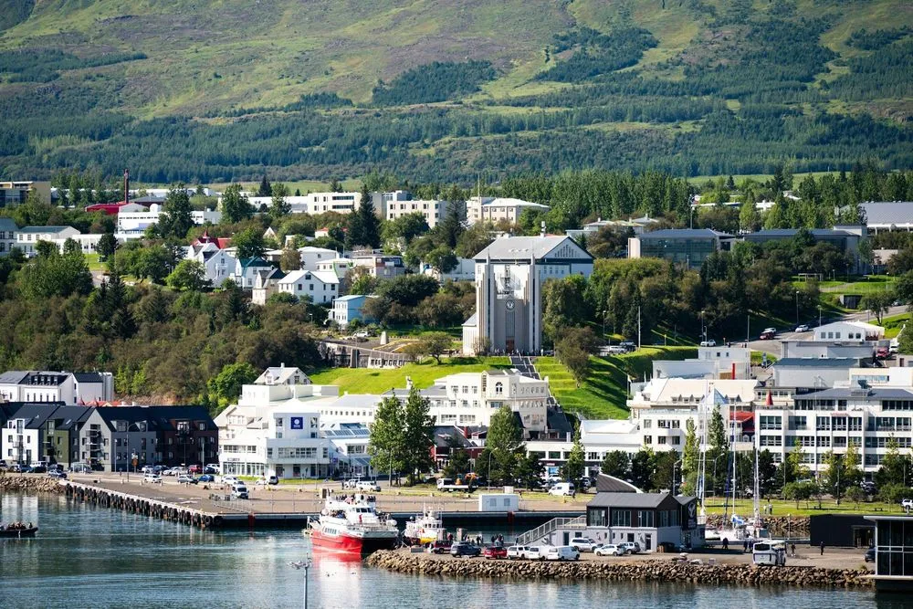 Akureyri, Iceland from £61 Roundtrip: Direct easyJet Flights from London
